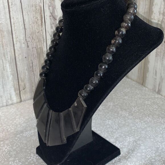 Vintage Black Native Ethnic Tribal Necklace 17” - Picture 4 of 14